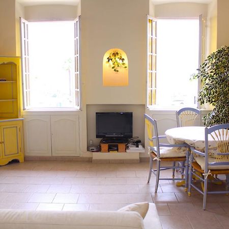 Very Charming Studio Apartment On Port In Cannes A Short Walk To Palais With Aircon And Internet 411 Eksteriør bilde