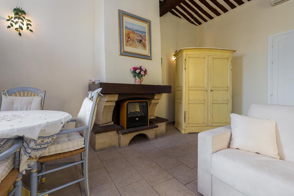 Very Charming Studio Apartment On Port In Cannes A Short Walk To Palais With Aircon And Internet 411 Eksteriør bilde