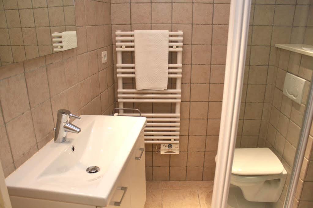 Very Charming Studio Apartment On Port In Cannes A Short Walk To Palais With Aircon And Internet 411 Eksteriør bilde