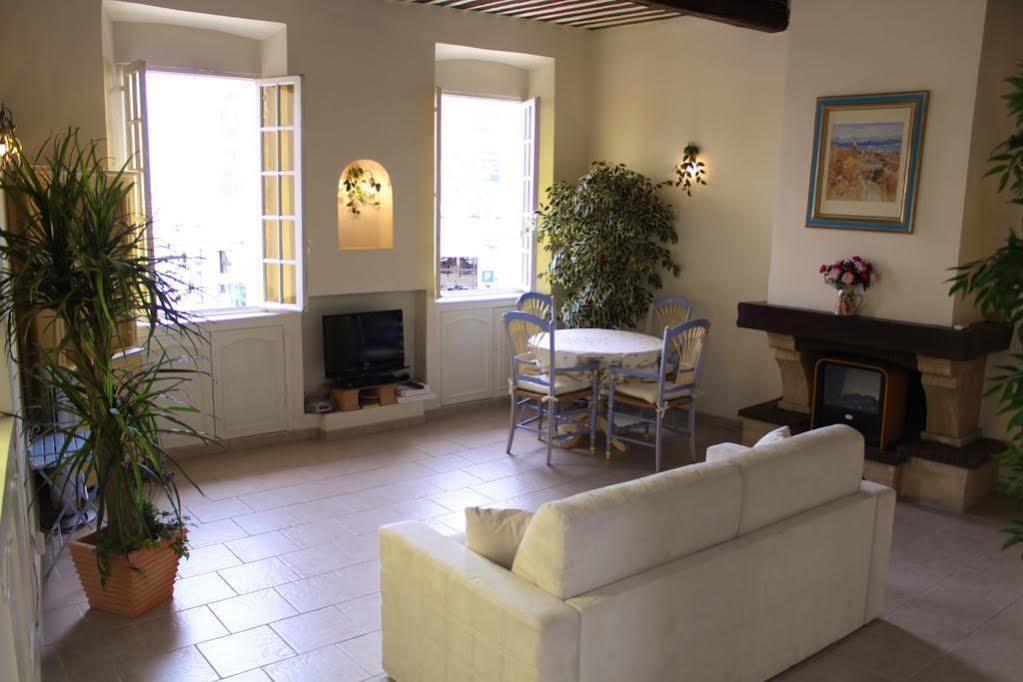 Very Charming Studio Apartment On Port In Cannes A Short Walk To Palais With Aircon And Internet 411 Eksteriør bilde