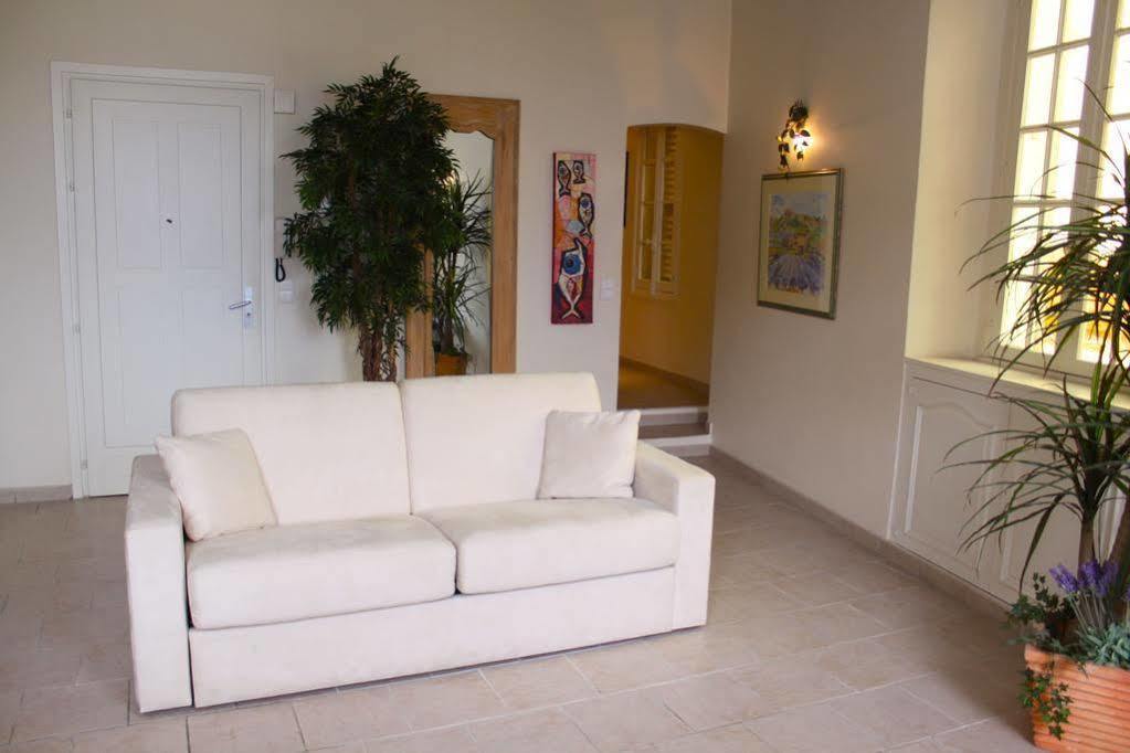 Very Charming Studio Apartment On Port In Cannes A Short Walk To Palais With Aircon And Internet 411 Eksteriør bilde