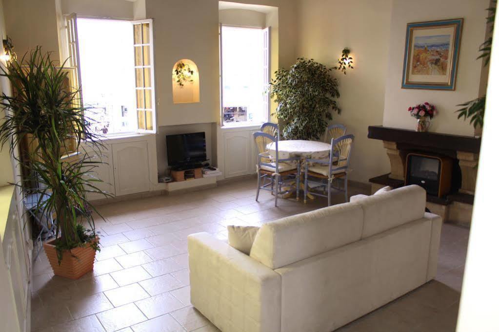 Very Charming Studio Apartment On Port In Cannes A Short Walk To Palais With Aircon And Internet 411 Eksteriør bilde